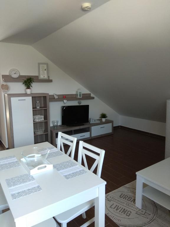 Apartmany Pod Lesem Bohutín Exterior foto